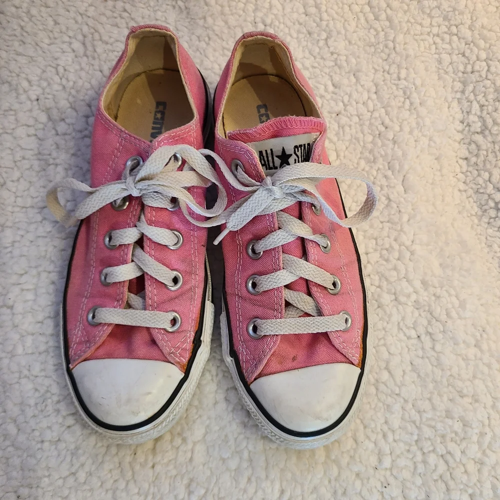 Converse All⭐Star pink low sneakers